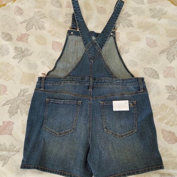 Jessica Simpson New Jean Short Overllas - Picture 4 of 6